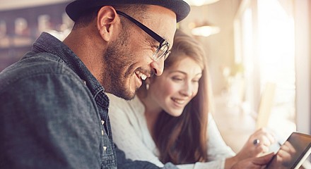 Reisezeit ist Hotspot-Zeit: Der richtige Umgang mit öffentlichen WLANs im Urlaub